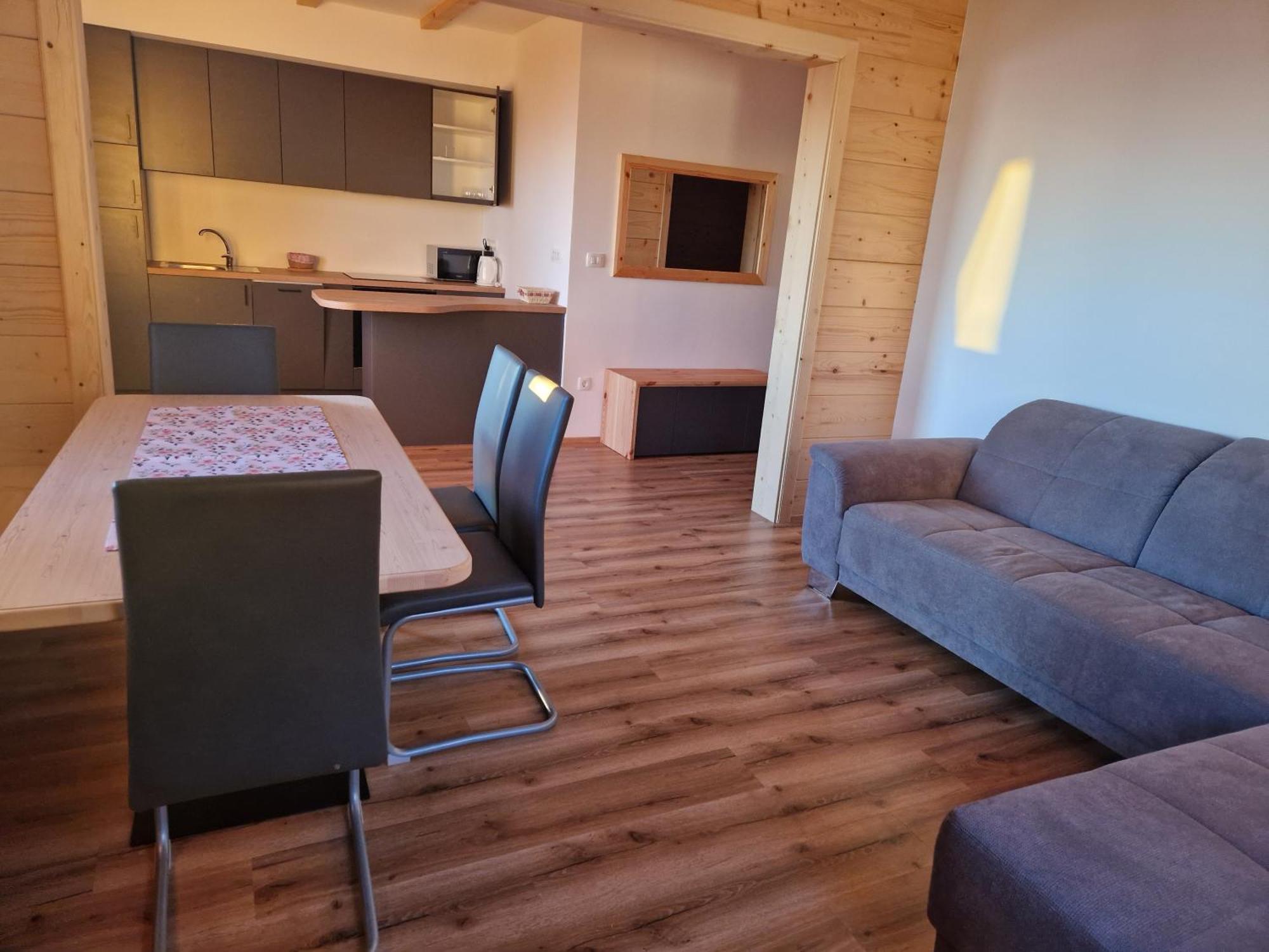 Guest House Pr Ambruzarju & Apartments Церклье-на-Гореньскем Номер фото